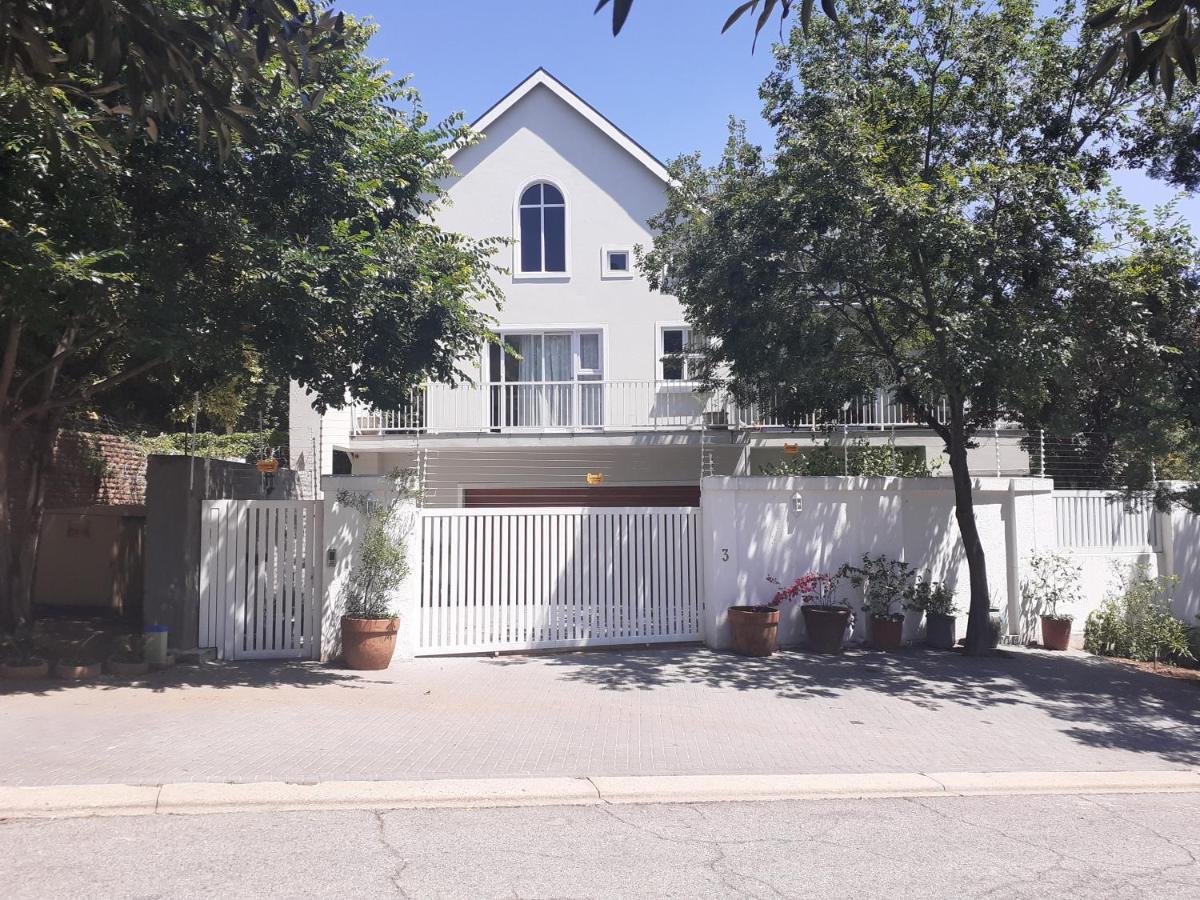 יוהנסבורג 3 On Tessa Guesthouse מראה חיצוני תמונה